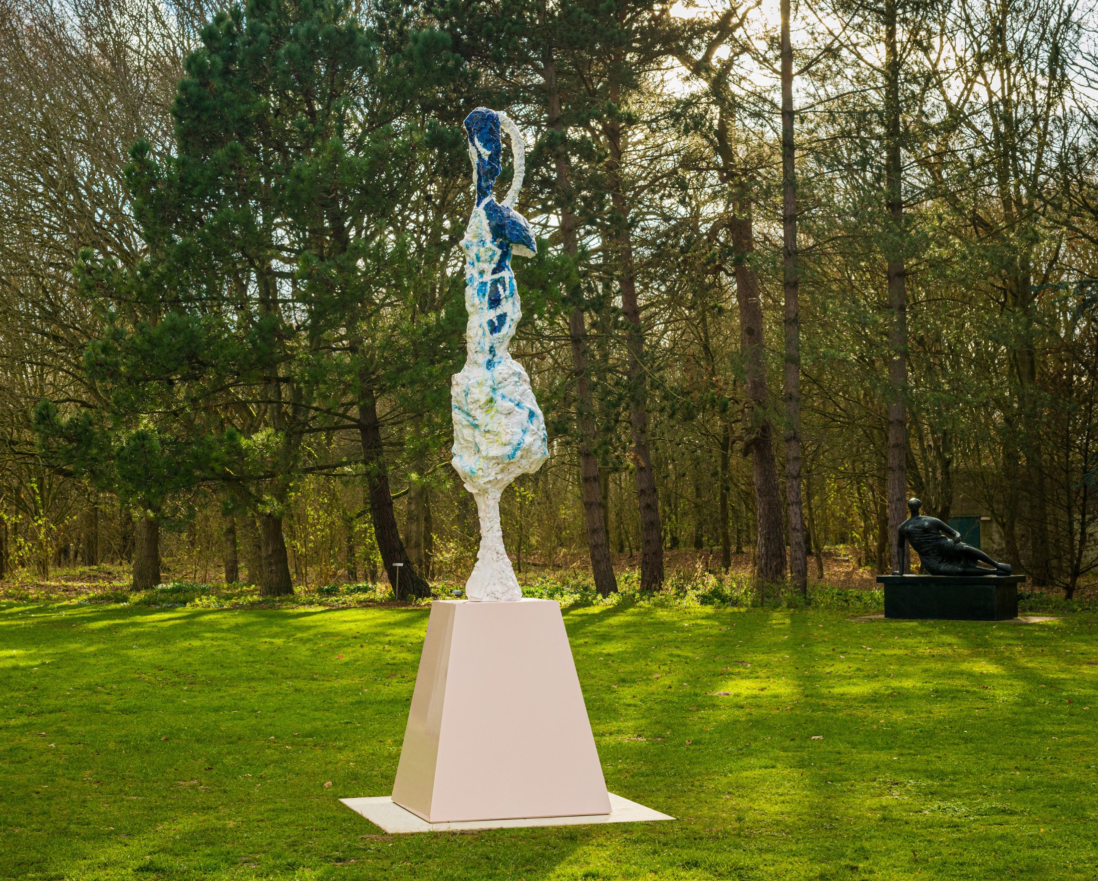 Installation view: Rebecca Warren, Jean, 2017, Sainsbury Centre, Norwich, 2023. Photo by Andy Crouch, courtesy of the Sainsbury Centre, University of East Anglia