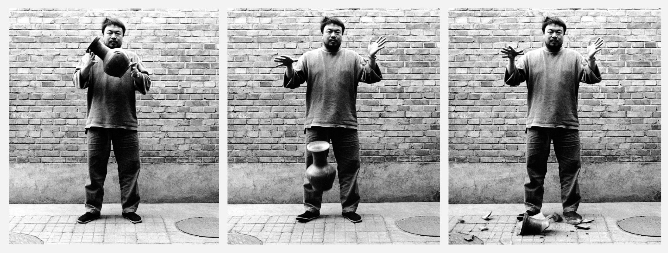 Ai Weiwei, Dropping a Han Dynasty Urn, 1995, courtesy of the artist, private collection