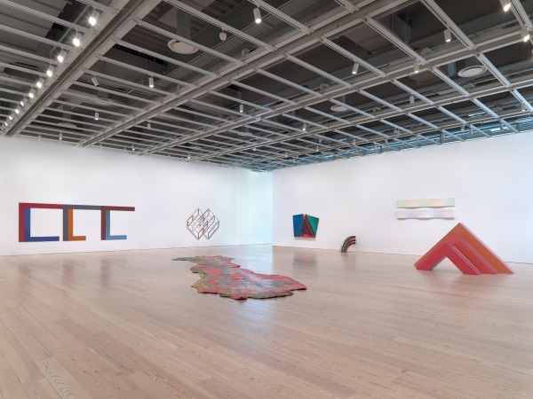 Installation view: In the Balance: Between Painting and Sculpture, 1965–1985, Whitney Museum of American art, New York, 2022, photo: Ron Amstutz