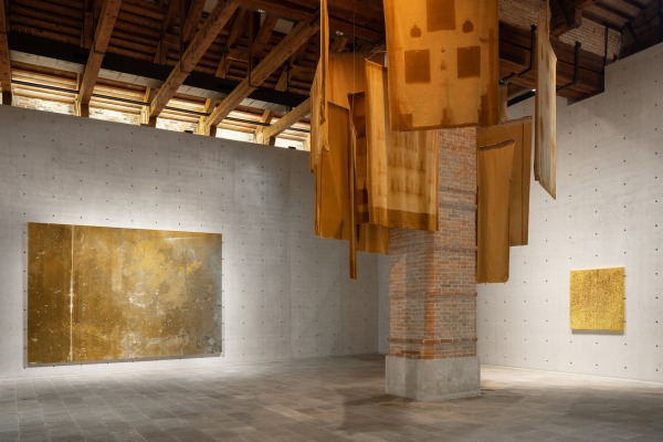 Installation view, Icônes, Palazzo Grassi, Venice, 2023, courtesy Palazzo Grassi, Pinault Collection, photo: Marco Cappelletti 